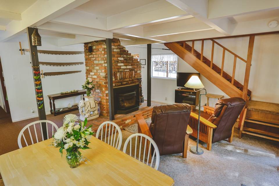 Northfield cabin dining room