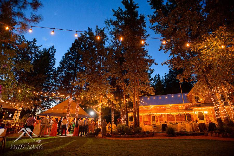 Reception under the stars twenty mile house wedding venue tahoe/reno