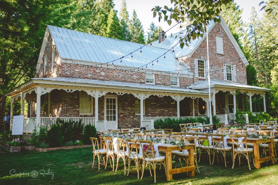 Table settings twenty mile house wedding reception tahoe reno