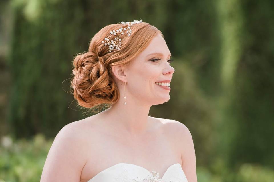 Bridal hair and makeup