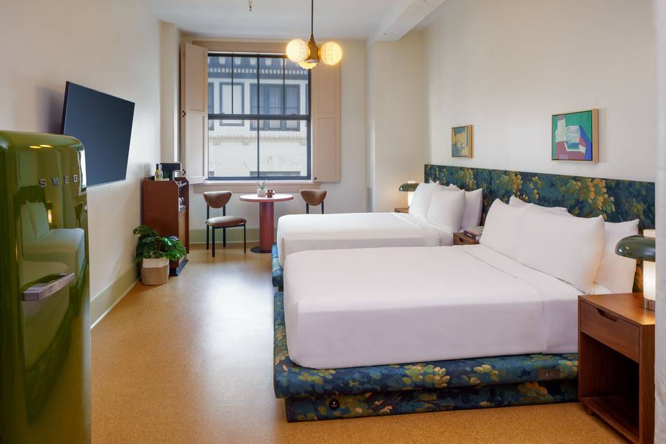 Double Queen Bed Guestroom