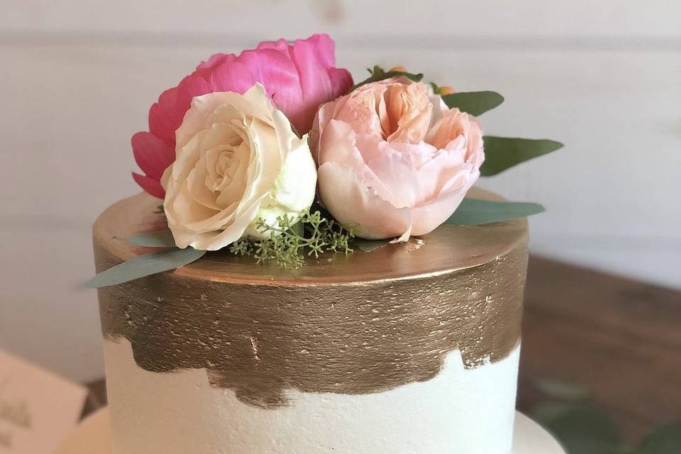 Gold wedding cake