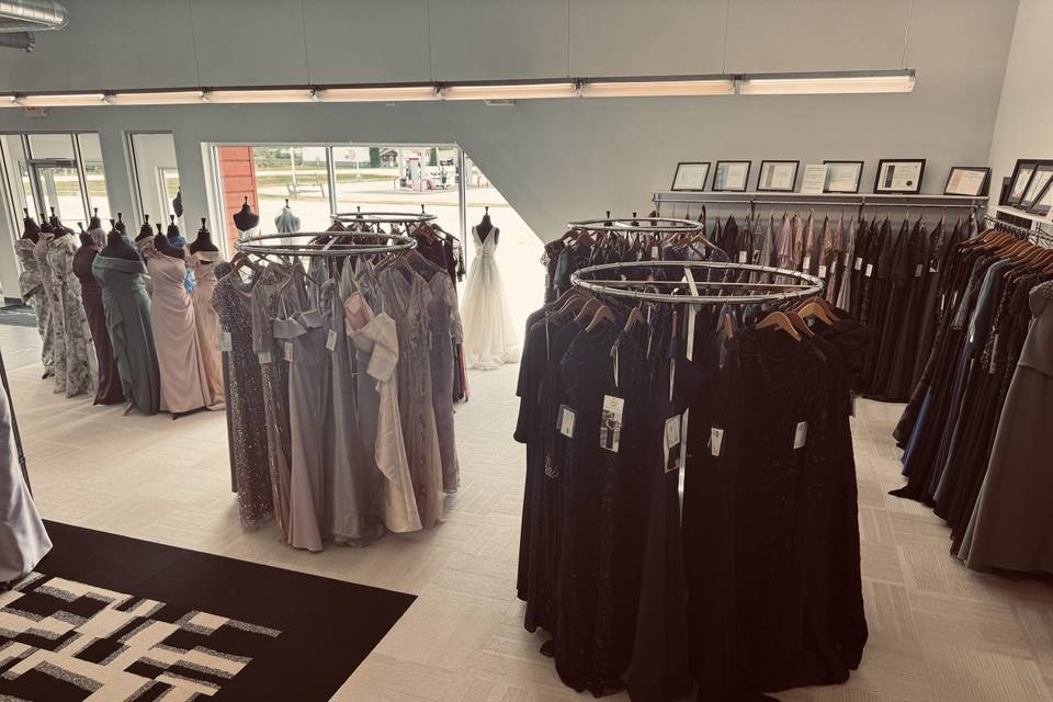 The Perfect Mother's dresse