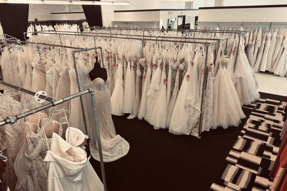 Hundred's Sale Off-the-Rack