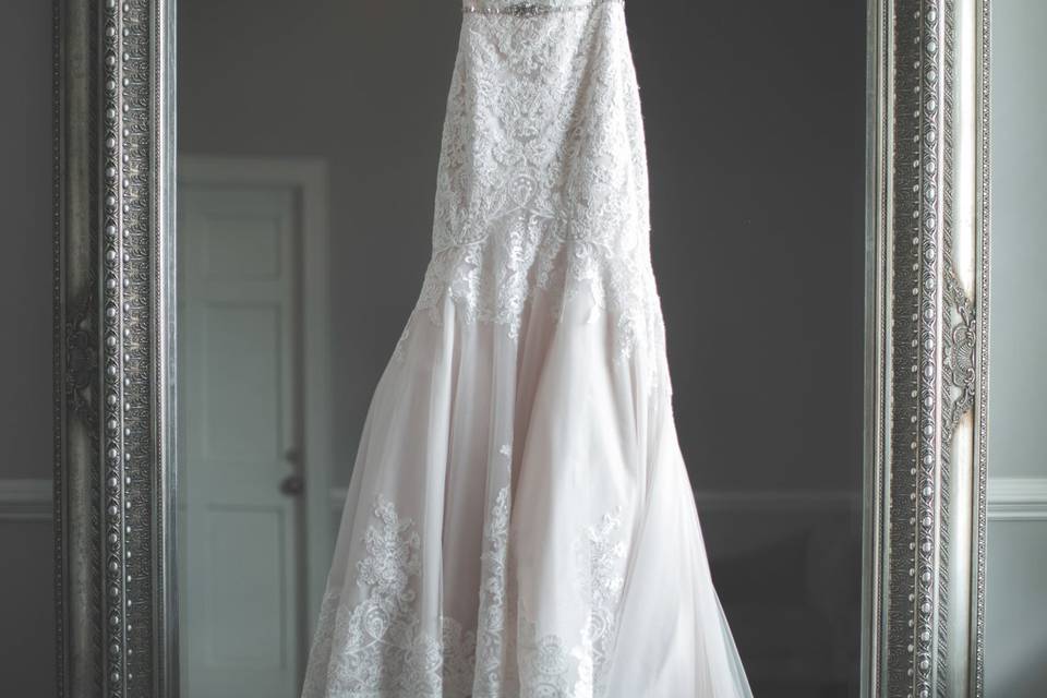 Wedding dress