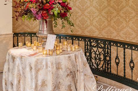 Cincinnati Club foyer