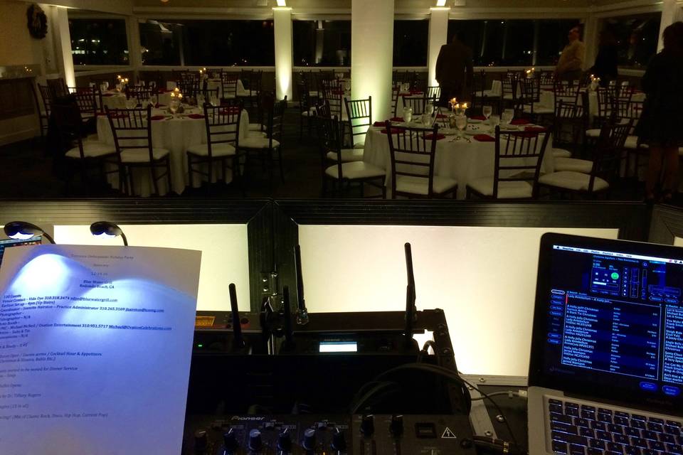 Blue Water Grill in Redondo Beach Up-Lights & Entertainment by Ovation Entertainment