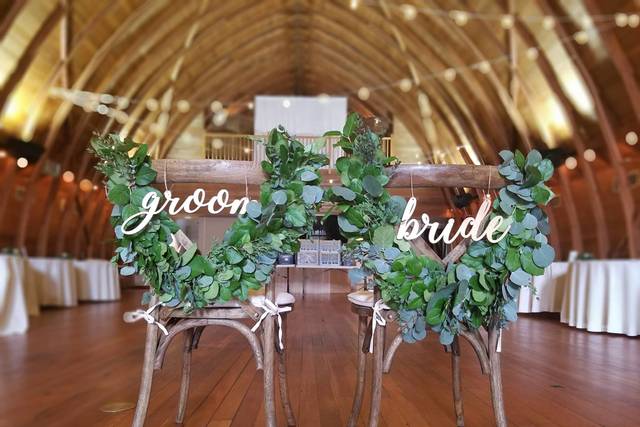 Sweetheart chairs