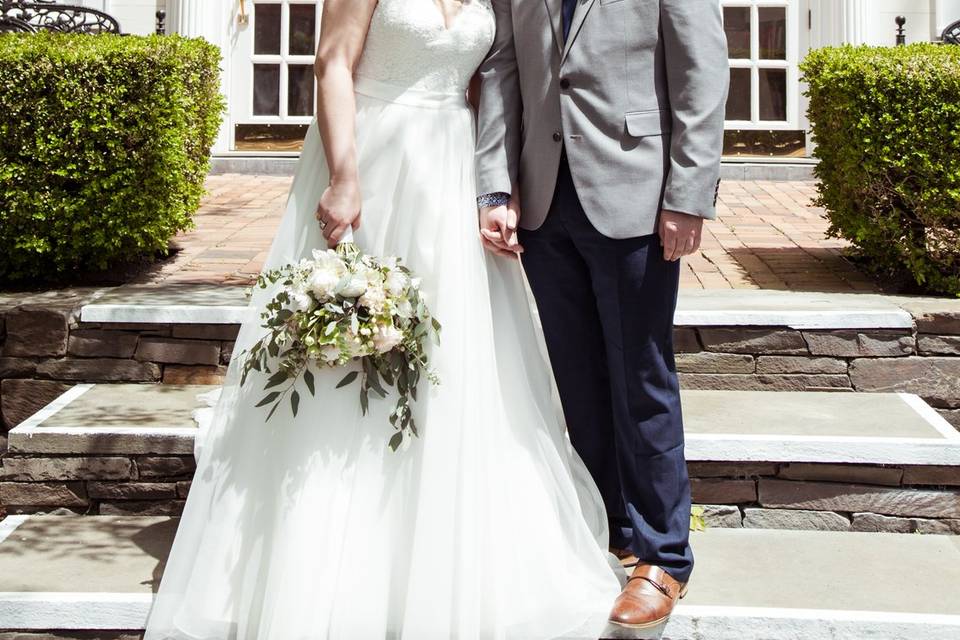 White Poppy Weddings