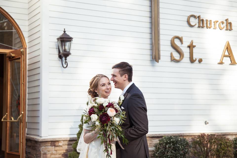 White Poppy Weddings