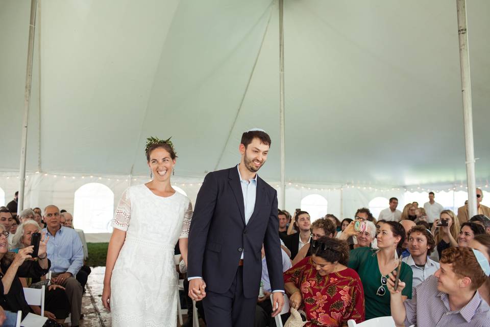 White Poppy Weddings