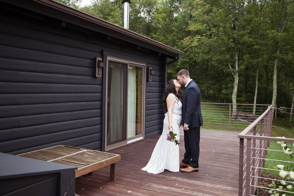 White Poppy Weddings