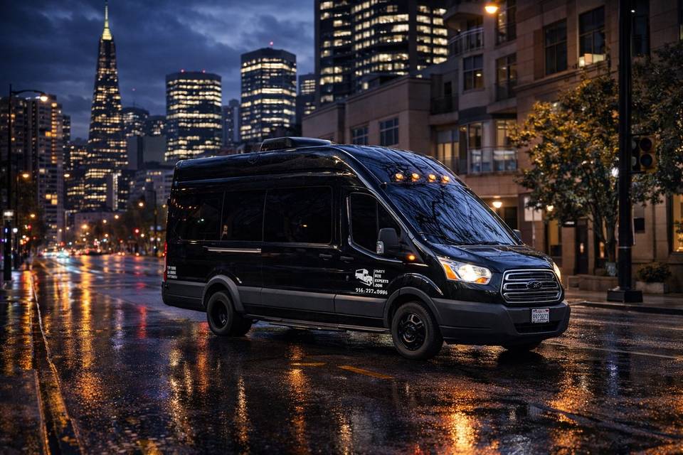 Tour Shuttle In City