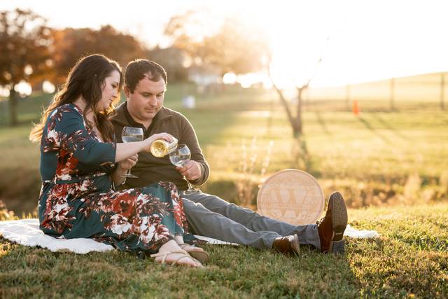 EMERALD STONE PHOTOGRAPHY
