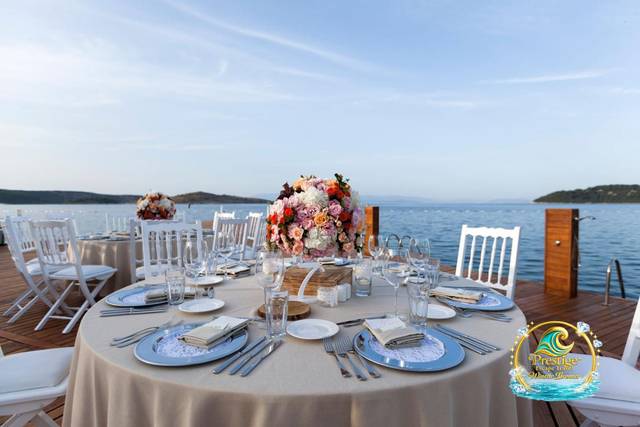 branded_wedding2.jpg