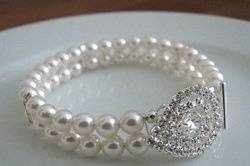 Bride's accessories