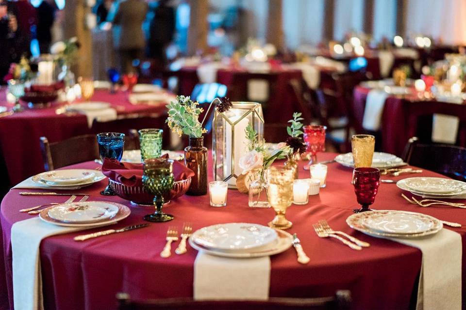 Red table setup | AJ Dunlap Photography