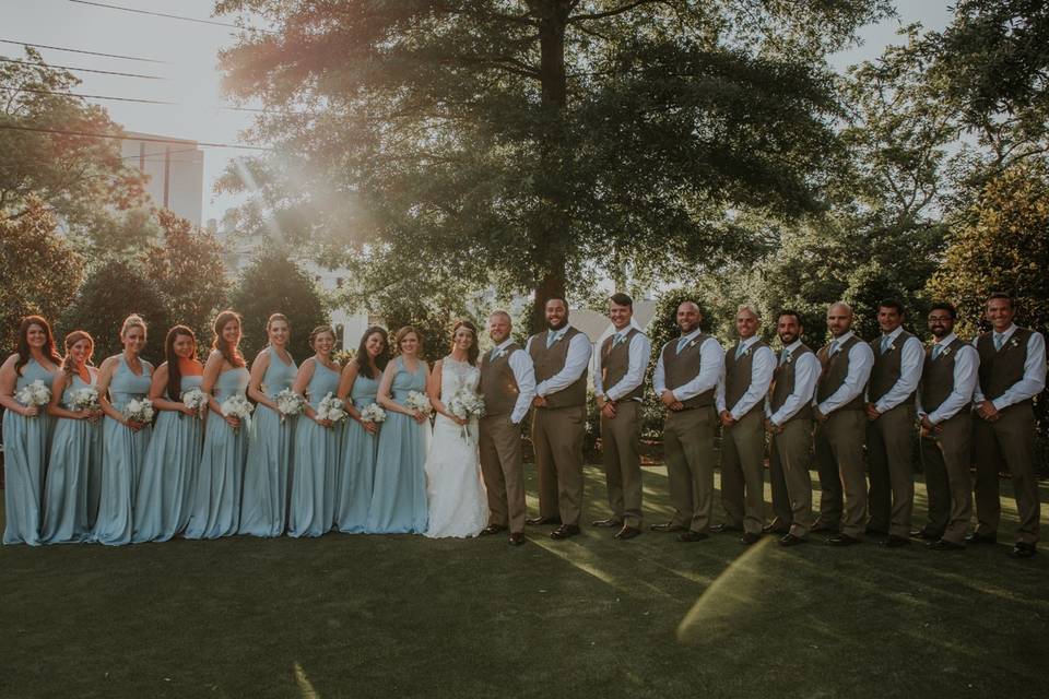 Southern Vintage Table | Justyn Lord Photography