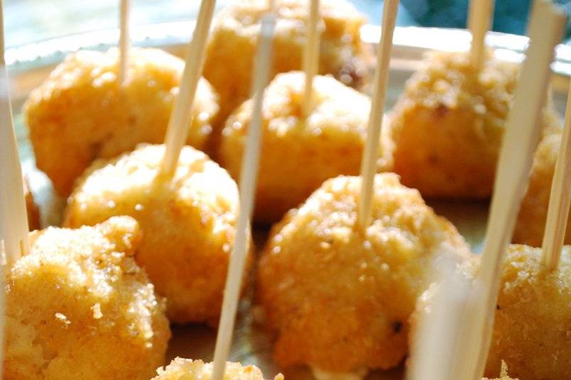 Truffled Mac 'n' Cheese Pops