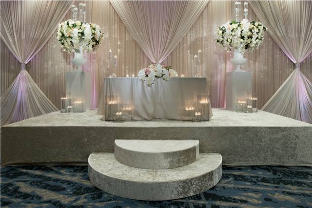 Head table