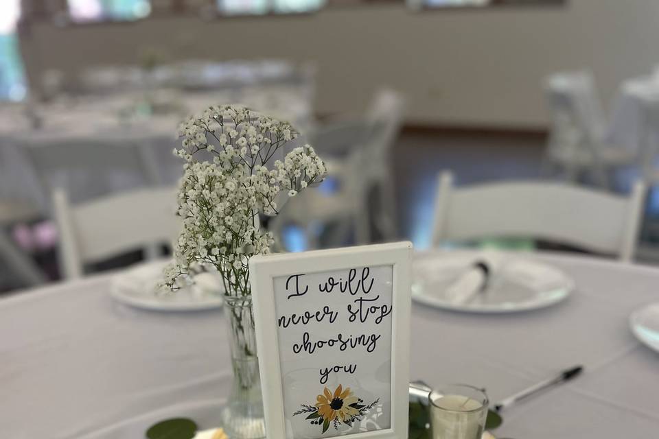 Table Arrangement