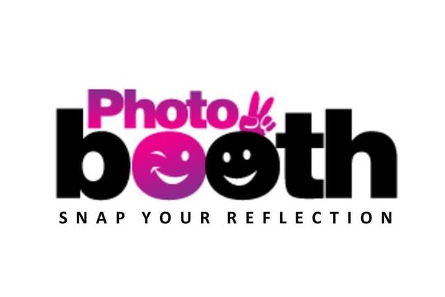 Snap Your Reflection Photobooths