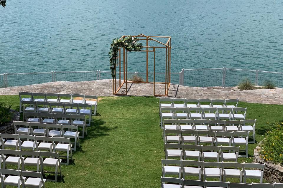 Lakeside Ceremony Area