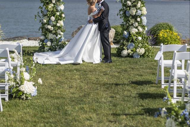 Peconic Bay Yacht Club
