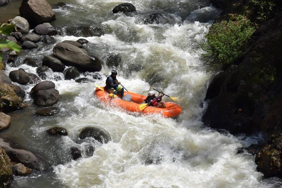 White water rafting Coast Rica