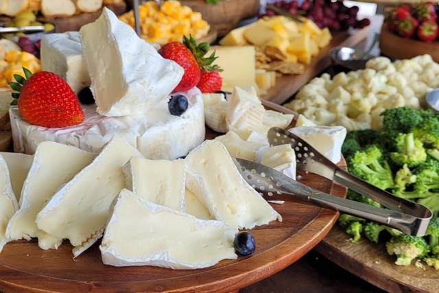 Brie &  Berries