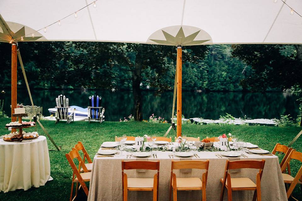 Outdoor reception table