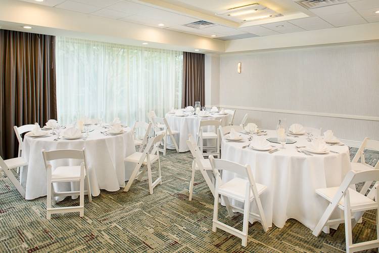 Hilton Atlanta Perimeter Suites