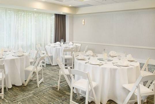 Hilton Atlanta Perimeter Suites