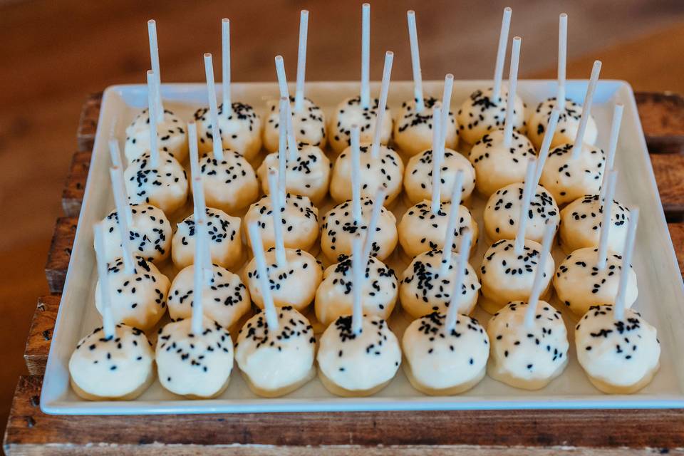 Cheesecake Pops