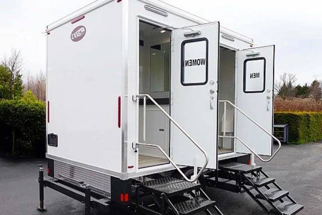 Velvet Rope Restroom Rentals OKC