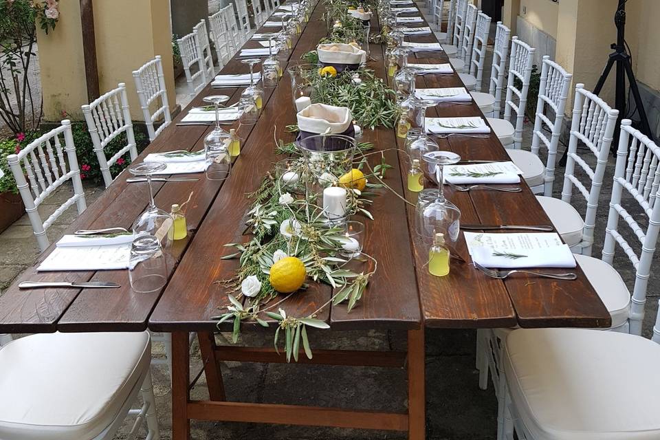 Mediterranean reception table