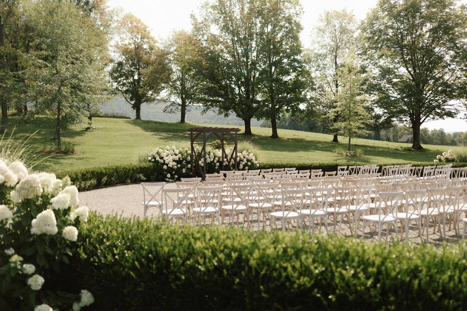 Officiant