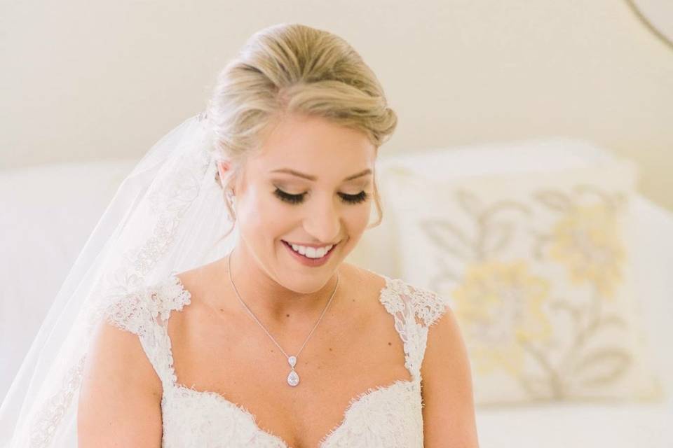 Morgan McCullers - Traveling Hair & Makeup Artist