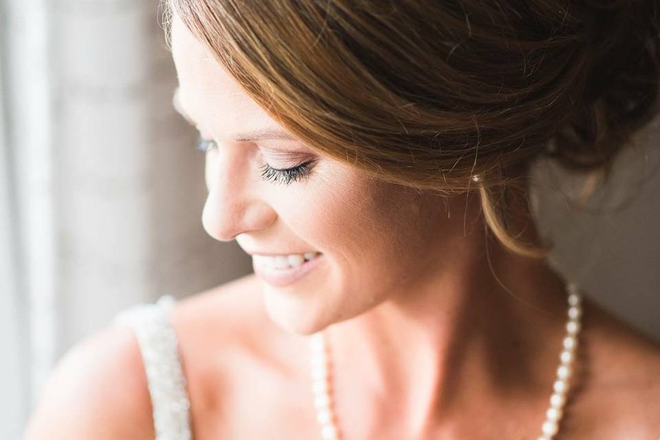 Morgan McCullers - Traveling Hair & Makeup Artist
