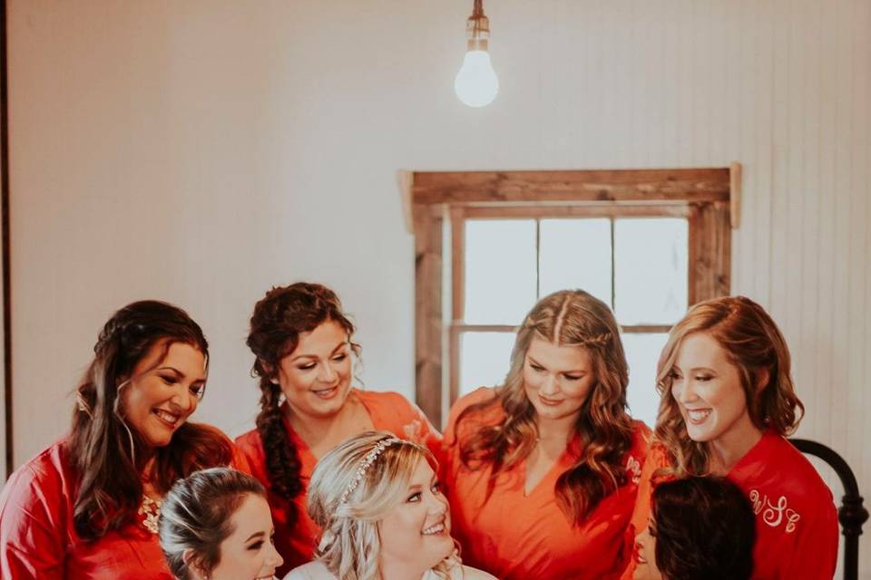 Morgan McCullers - Traveling Hair & Makeup Artist
