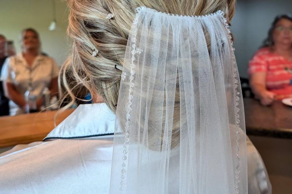 Veil in!