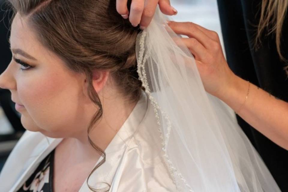 I prefer to put the veil in!