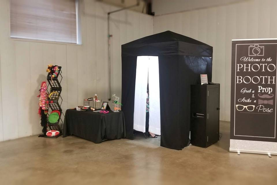 Pop up booth setup