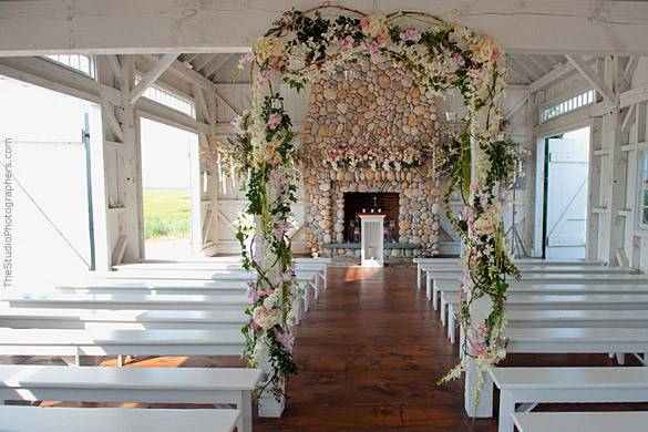 Indoor wedding setup