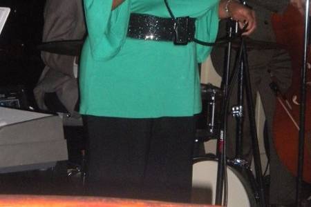 Raquel Lozano Music, Wedding Singer, Jazz Vocalist and Jazz Trio