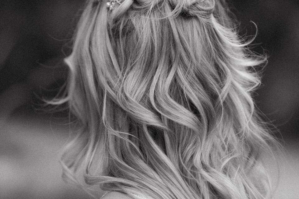 Bridal hair