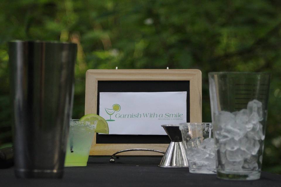 Garnish With a Smile Beverage Caterer & Bartending