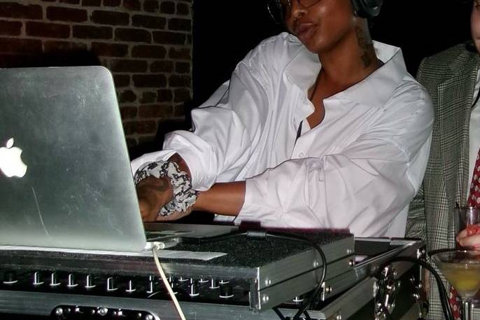 DJ Honey