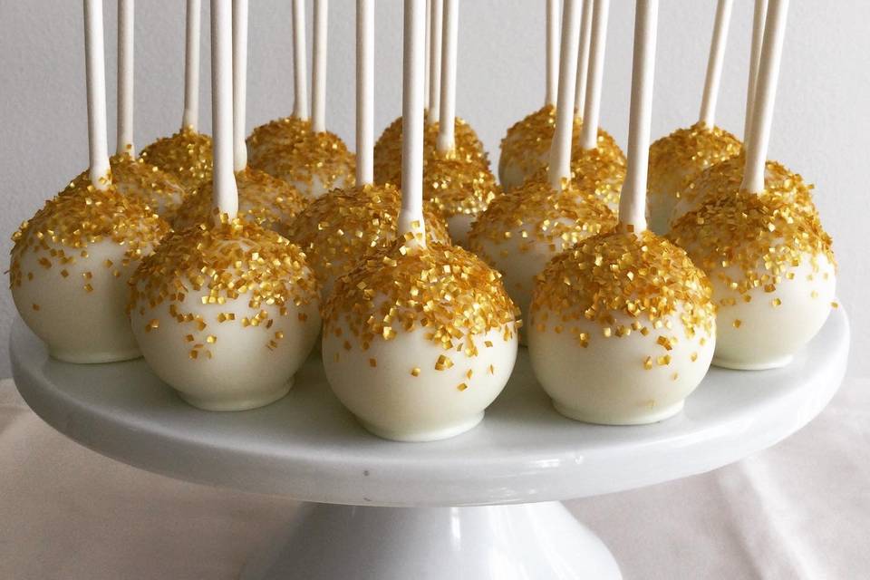 White and Gold Cake Pops