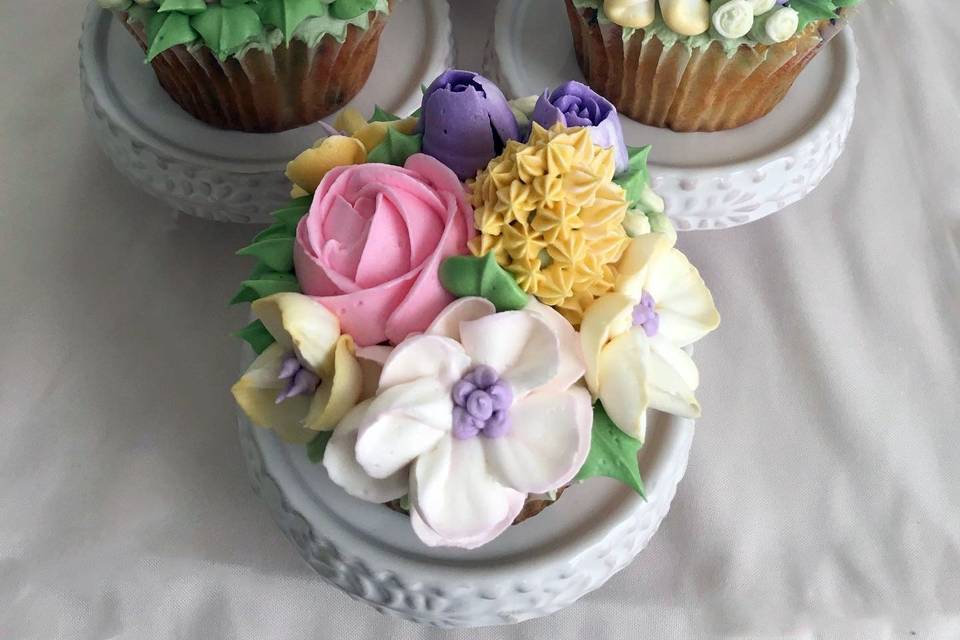 Spring Floral Cupcakes